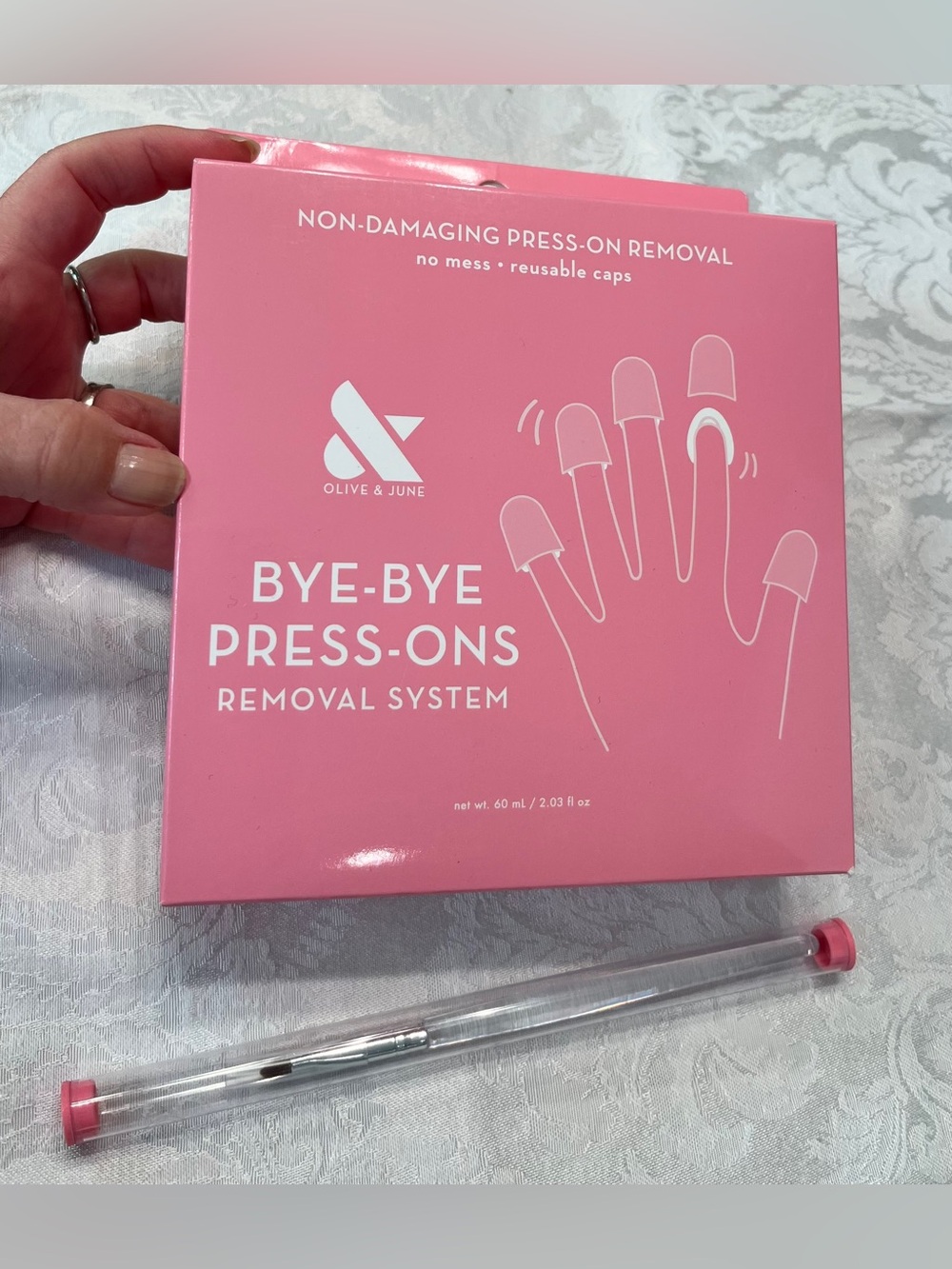 Olive & June Bye-Bye Press-Ons Removal System with Bonus Nail Art Brush in Case
